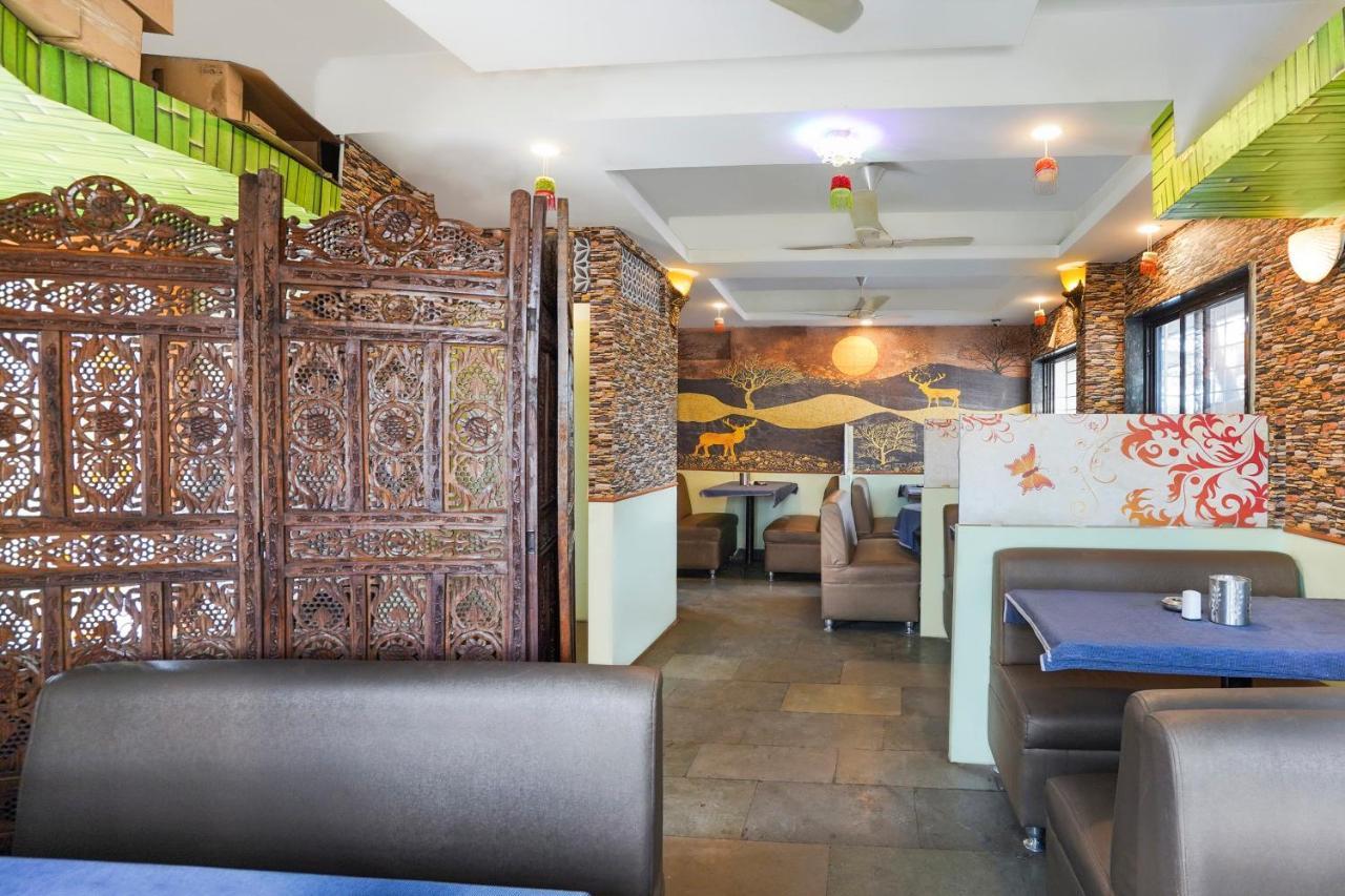 Oyo Flagship 68474 Hotel Viraj Pune Exterior foto